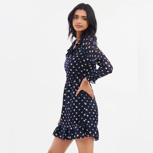 Whistles Aggie Navy Daisy Print Ruffle Dress Size 4 - Picture 6 of 15